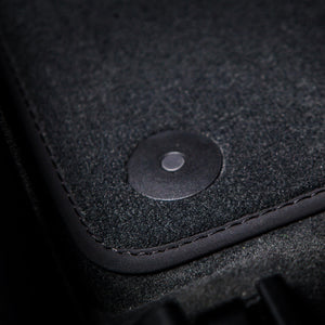 Fußmatten für Audi Q5 8R 2008–2017 – Velours Black Exclusive – Produktansicht 8