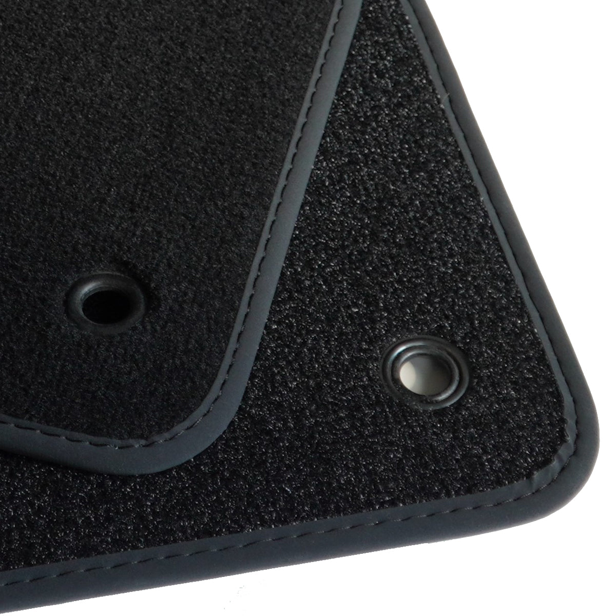 Dodge Grand Caravan 2008-2011 & Chrysler Town and Country 2008-2011 3 Reihen Velours-Fußmatten – Schwarz