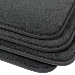BMW 8 Series Coupé E31 Velour Floor Mats 1989–1999 – Black – image 3